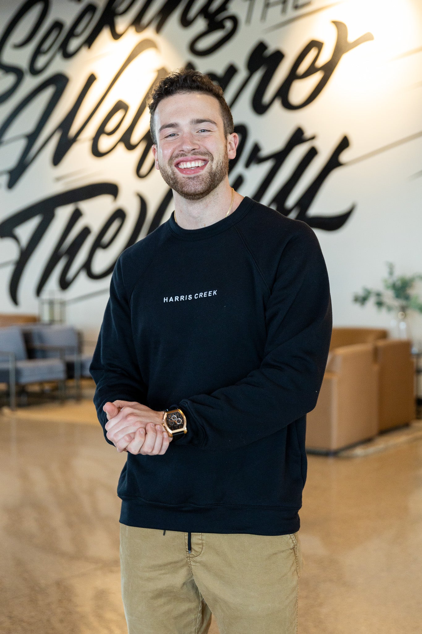 Harris Creek Embroidered Crewneck